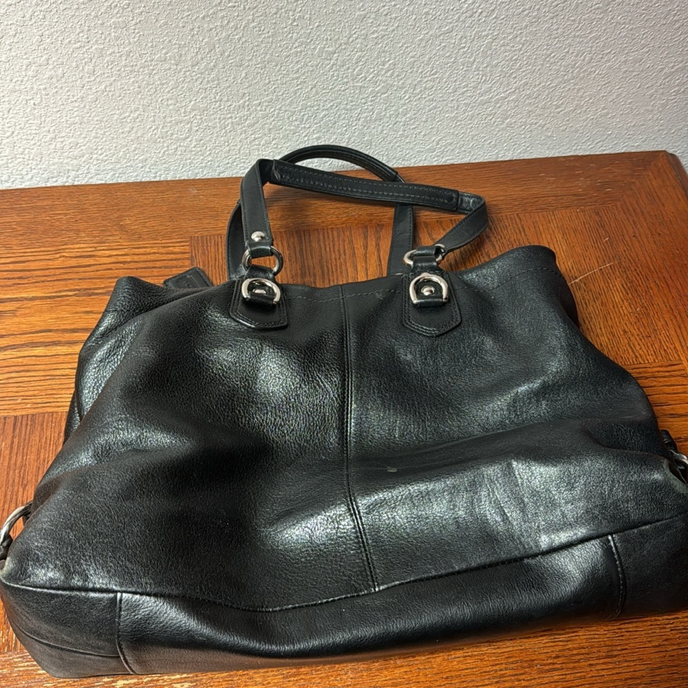 Black leather coach purse - Picture 2 of 5